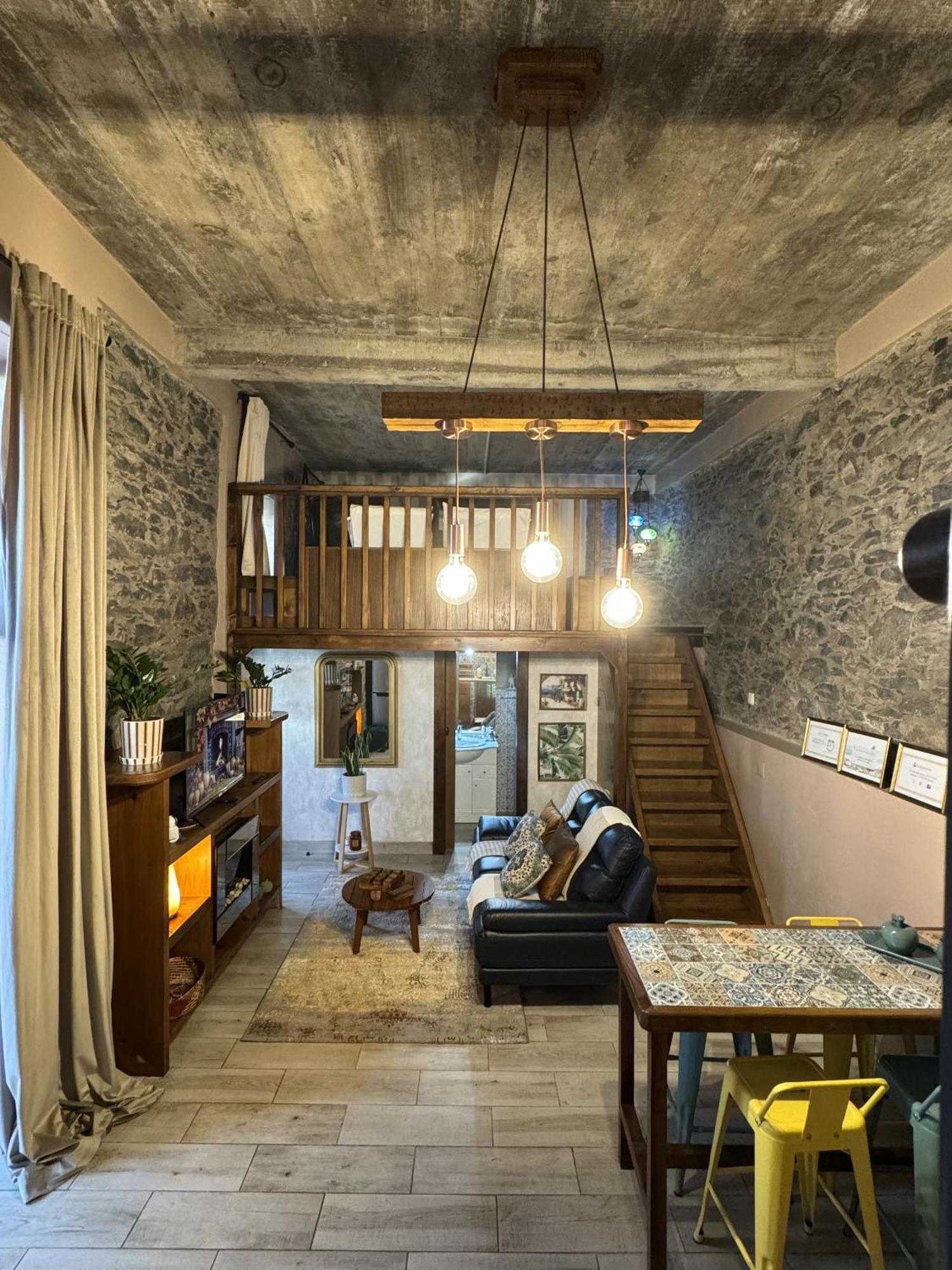 Вилла Victoria Tiny Stone House Понта-ду-Паргу Экстерьер фото